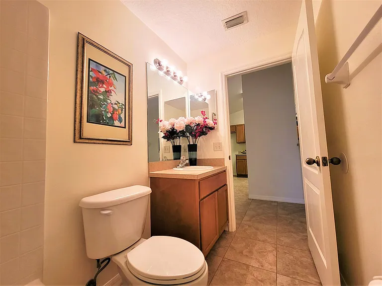 351 Del Monte Rd #B — Photo 23