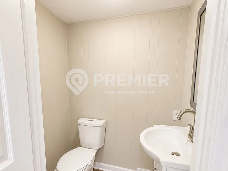 302 Malvin St — Photo 8