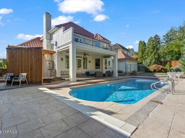 413 N 68th Ave, Yakima, WA 98908