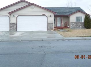 2615 NE Haskett St, Mountain Home, ID 83647
