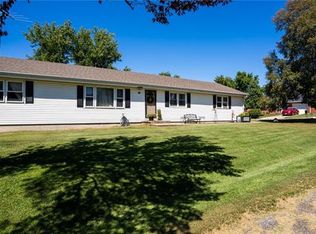 117 E Meadowbrook Ln, Polo, MO 64671