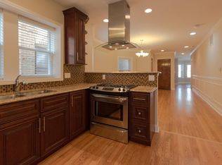 5637 N Campbell Ave APT 1, Chicago, IL 60659