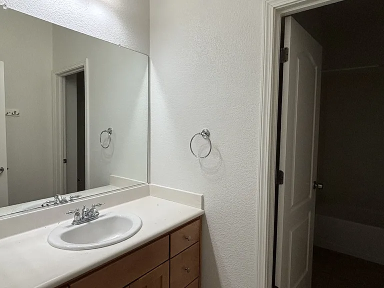 2405 El Vaquero Dr — Photo 23