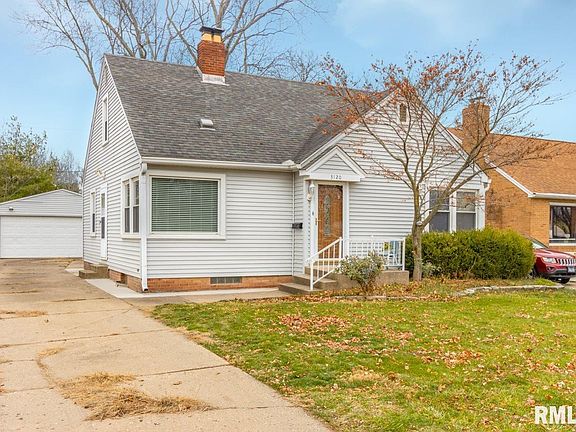 2nd image of 3120 N Avalon Pl