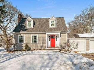 597 Commercial St, Braintree, MA 02184