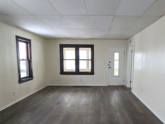 4th image of 1715 Ray St