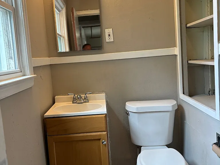 2052 S Market St — Photo 6