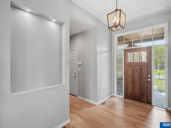 5th image of 8942 S 29th St