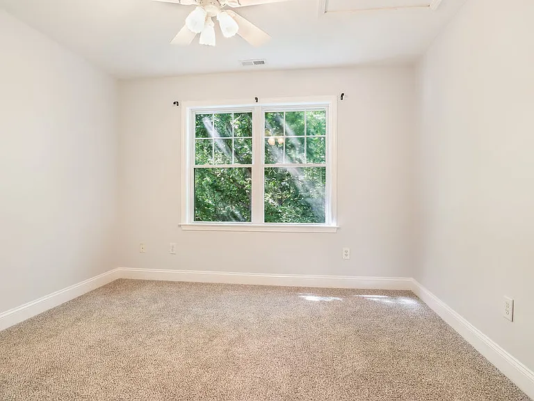 46 Indian Summer Ln — Photo 13