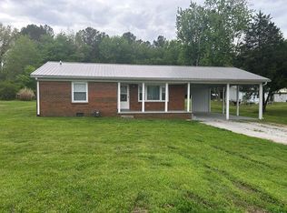 169 Pafford St, Big Sandy, TN 38221