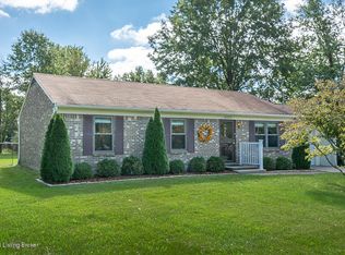 9207 Spruce Ct, Pewee Valley, KY 40056