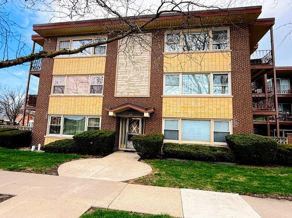 3161 N Paris Ave #104, River Grove, IL 60171