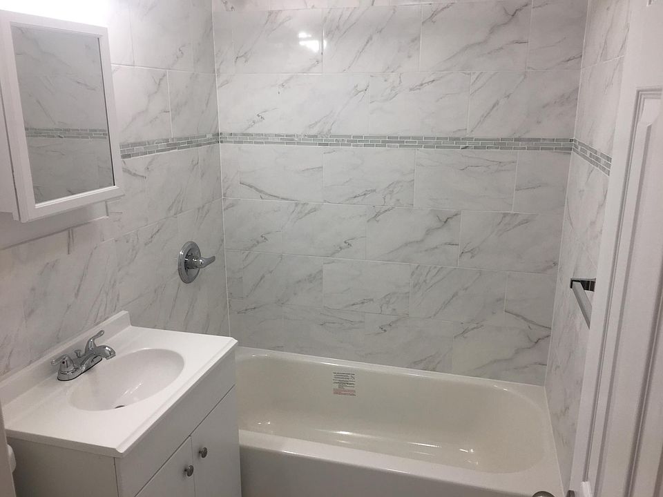 2nd image of 91 N Kensico Ave APT 2E