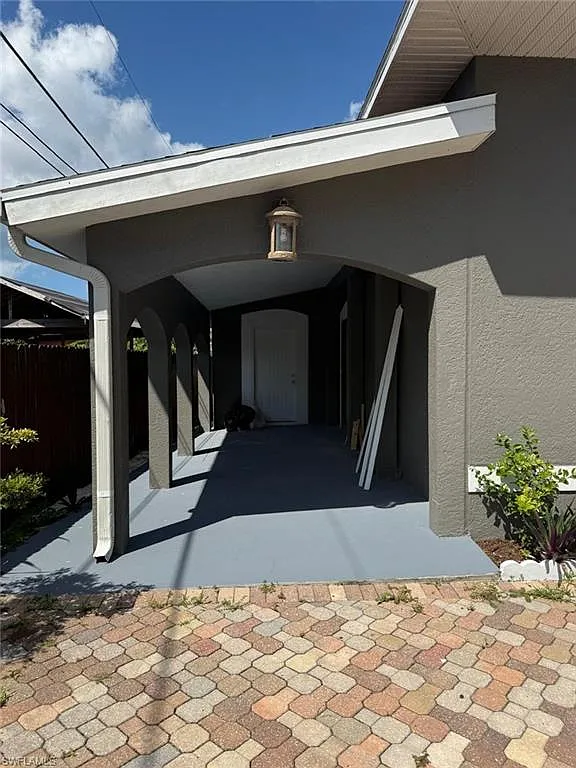 3 bed, 2.0 bath, 1781 sqft, $3,200 — Photo 3