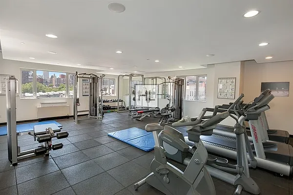 Rented by Highline Residential | media 23