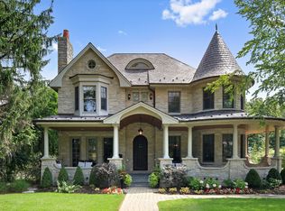 321 Radcliffe Way, Hinsdale, IL 60521