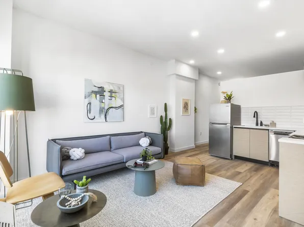 55 Jordan Avenue image 7 of 24