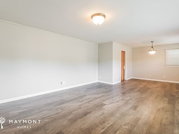 3rd image of 3815 Idlewild Ave
