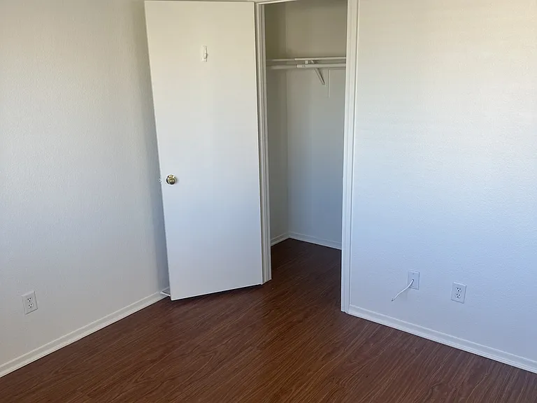 9914 Keephills St — Photo 14