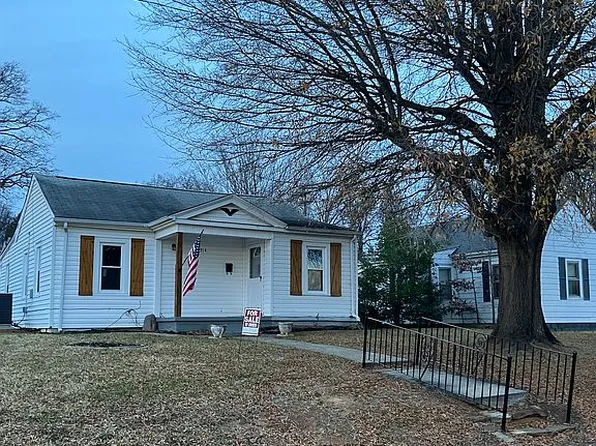 914 Park St, Altavista, VA 24517