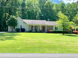 1809 Wyeth Dr, Guntersville, AL 35976