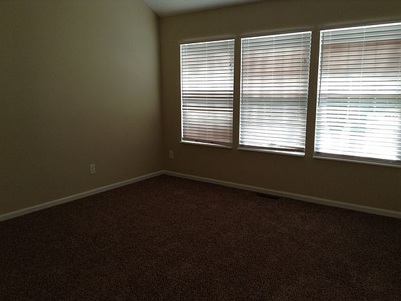 3rd image of 6619 Finegan Dr