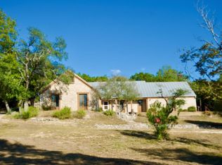 333 Secret Valley Dr, Kerrville, TX 78028