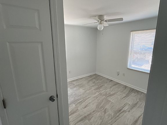 3rd image of 201 Chandler Dr APT 32C