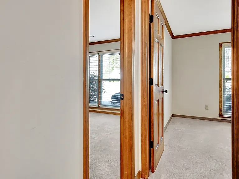 401 Tenterden Curv — Photo 14