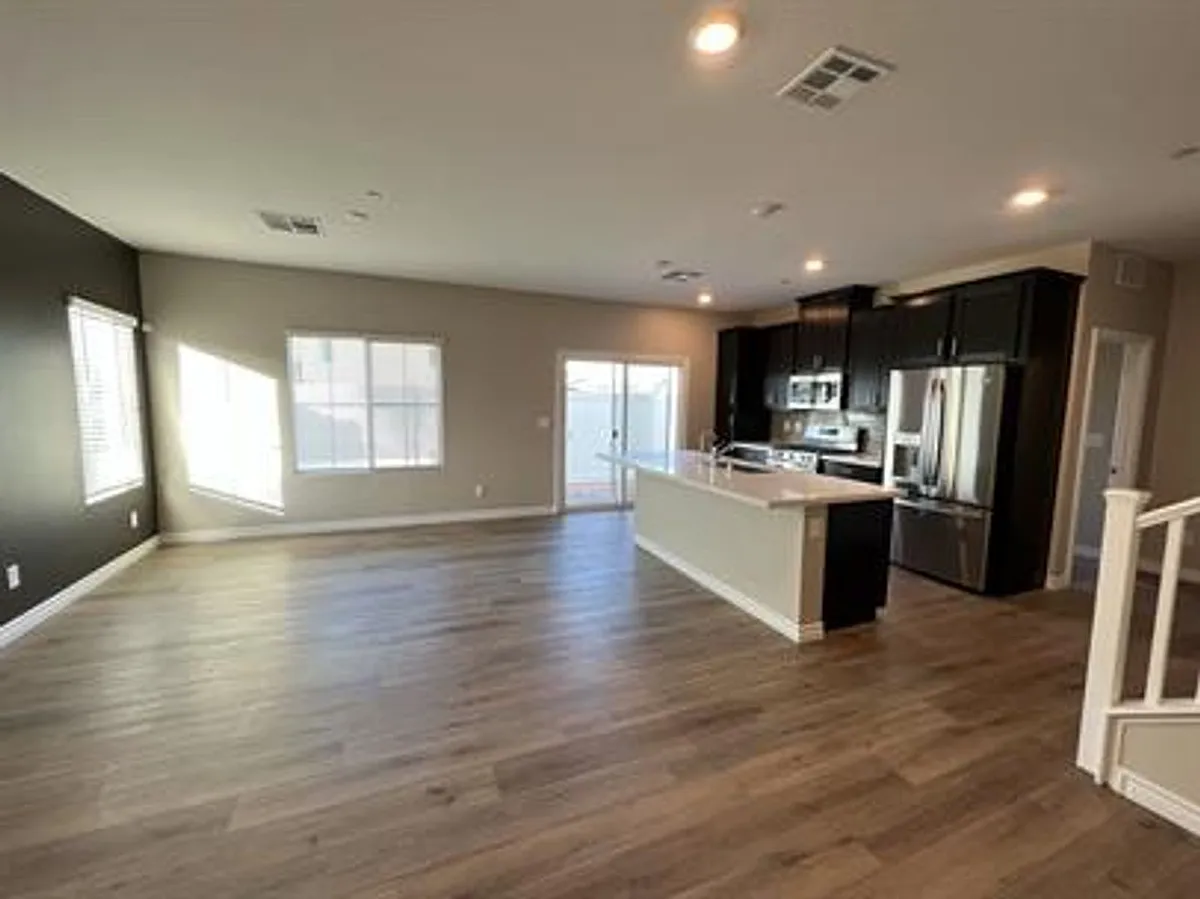Building Photo - 206 Callen Falls Ave #1511