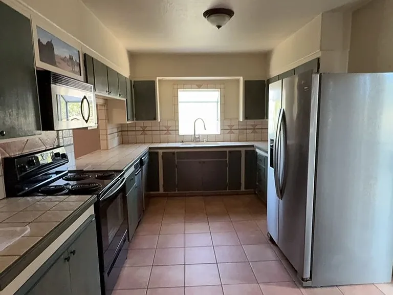 5480 Live Oak Dr — Photo 5