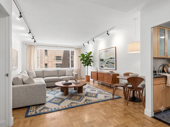 333 East 69th Street image 1 of 17
