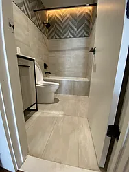 Rented by Loom Capital Group Inc.