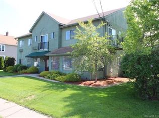 132 East St APT 1, Plainville, CT 06062