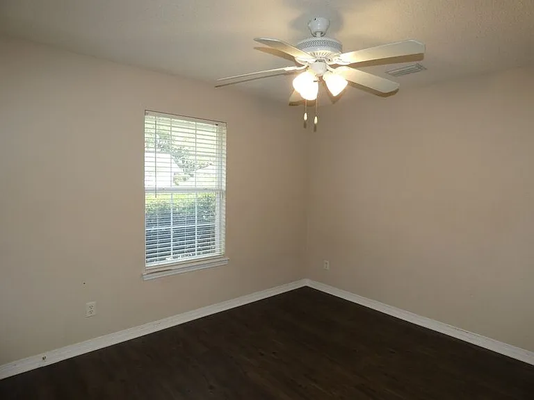4732 La Casa Cir — Photo 9