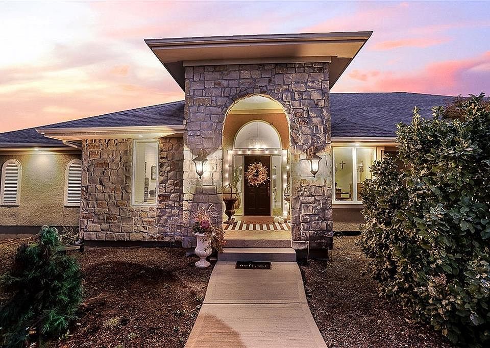 20511 Pflumm Rd, Bucyrus, KS 66013 MLS 2458409 Zillow