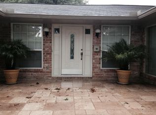 10902 Olympia Dr, Houston, TX 77042
