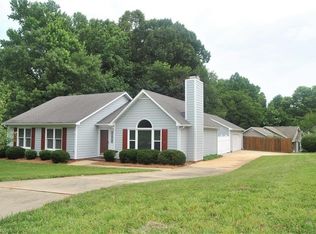 3300 Dawn Ridge Ct, Greensboro, NC 27410