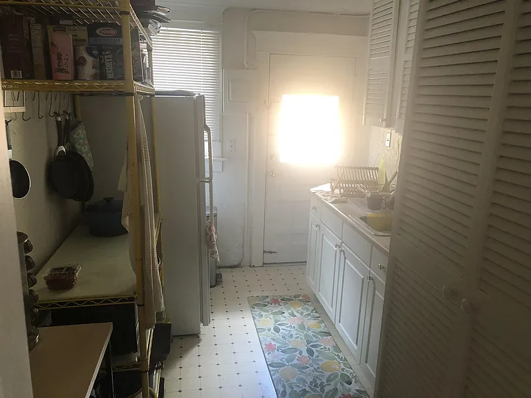 West Myrtle Street - 332 — Photo 8