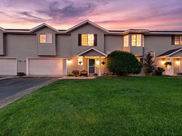 1998 Brittany Ct, Shakopee, MN 55379