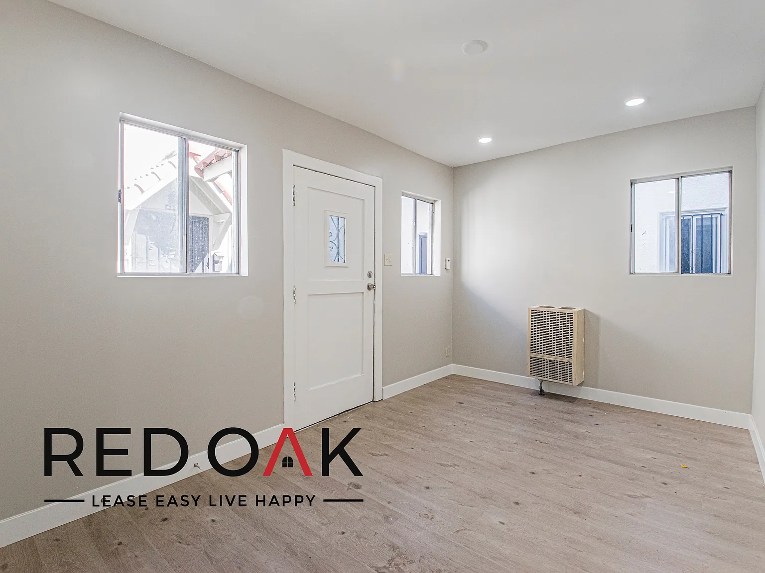 Fantastic One Bedroom with Refreshed Interior and Assigned Parking ~ In Historic South-Central! — Photo 2