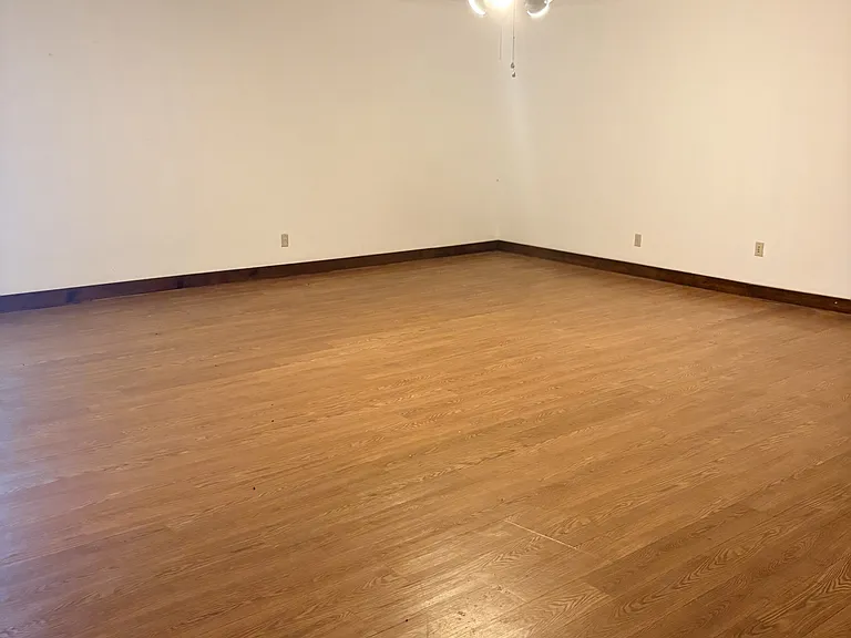315 Partnership Rd — Photo 19