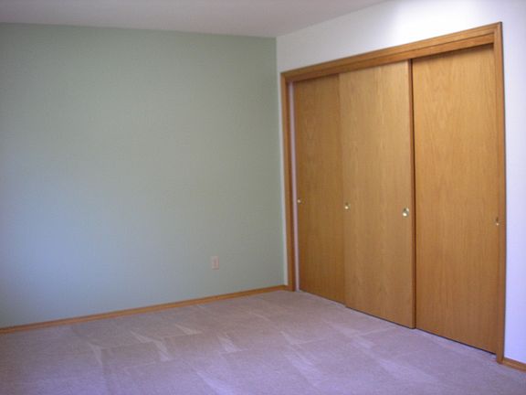 Spacious master Bedrooom