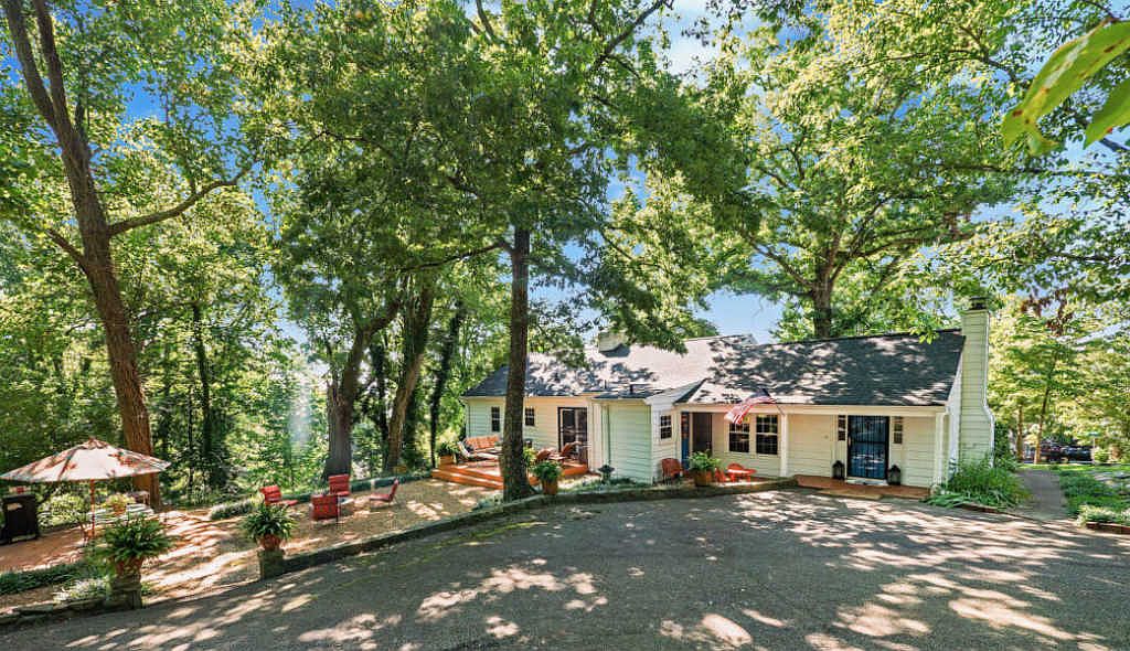 108 Whiteside St Lookout Mountain Tn Zillow