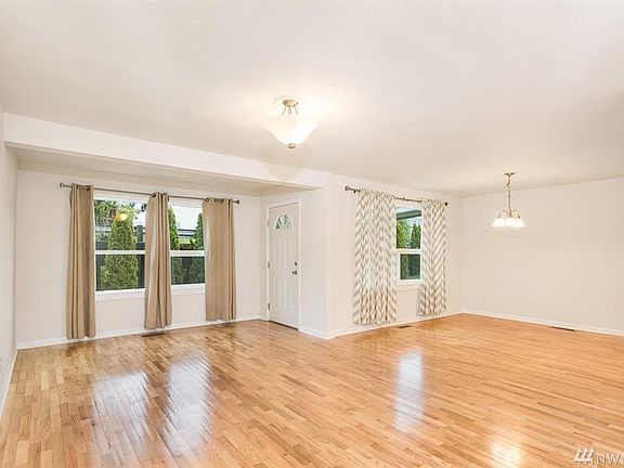 5th image of 770 NE Glenridge Ct