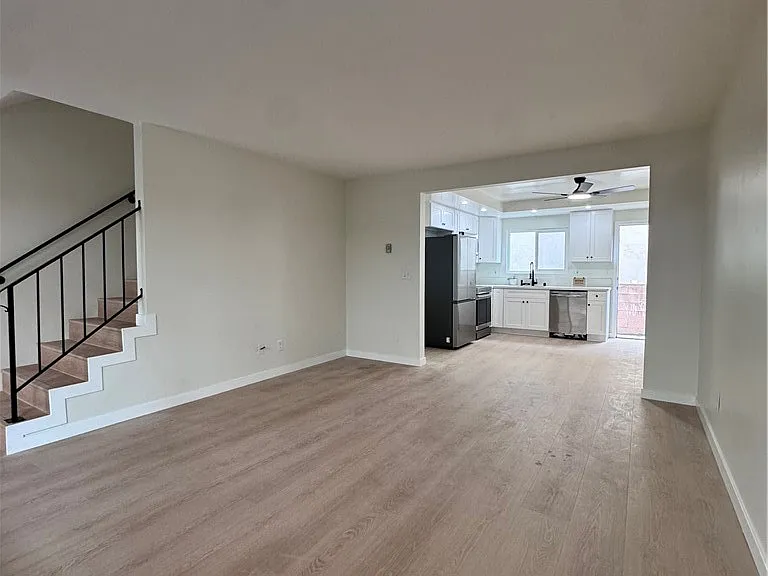 2615 Curtis Ave #B — Photo 8