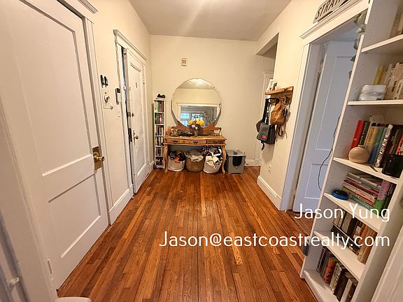 4th image of 9 Carol Ave #72