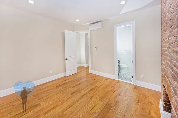 Rented by Next Door Realty NYC | media 5