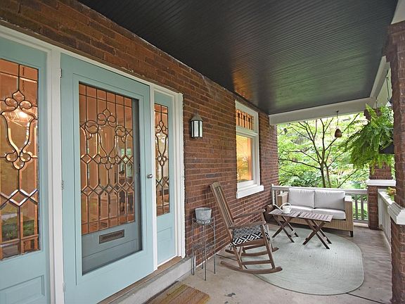 2nd image of 5513 Arnsby Pl