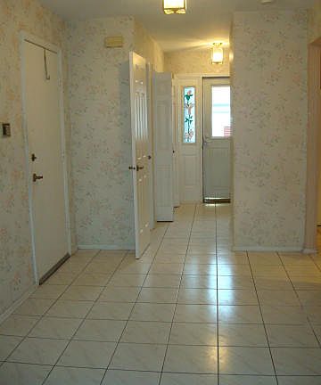 5th image of 306 Joseph Dr